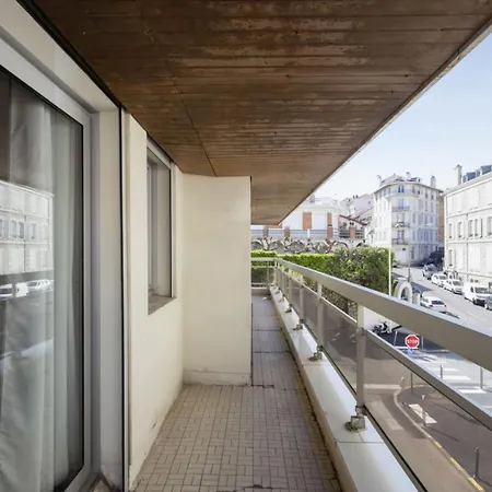 Charming Flat In The Heart Of Biarritz